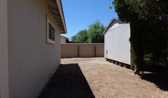 194 6th St, Fernley, NV 89408