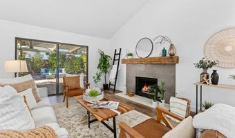 3305 Vivienda Cir, Carlsbad, CA 92009