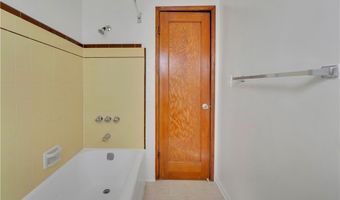 36 N 1st St B, Alhambra, CA 91801