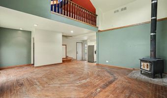 26330 W Grapevine Ave, Antioch, IL 60002