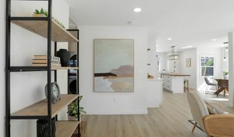 2860 Hope Ave, Carlsbad, CA 92008