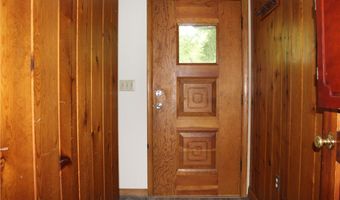2842 Fairview Dr, Ashtabula, OH 44004