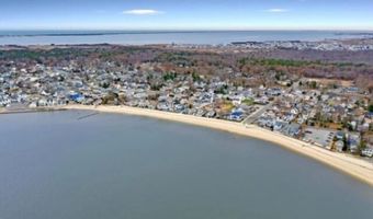 375 E Barnegat Ave, Bayville, NJ 08721