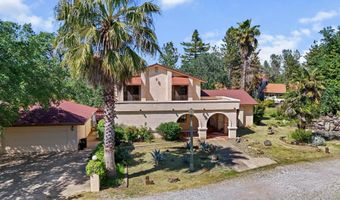 17710 China Gulch Dr, Anderson, CA 96007