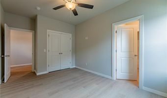 1906 SW Poigai Ct 1, Bentonville, AR 72712
