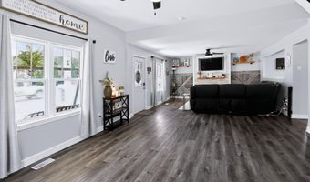 315 S Main St, Advance, IN 46102