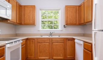 8520 Seineview Ln, Bahama, NC 27503