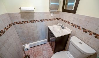 159 Broadway, Amityville, NY 11701