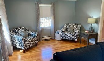 45 Rosemary St, Cranston, RI 02920