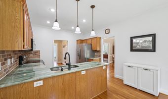 1818 Misty Hollow Ln, Apex, NC 27502
