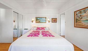 3746 Pukalani Pl, Honolulu, HI 96816
