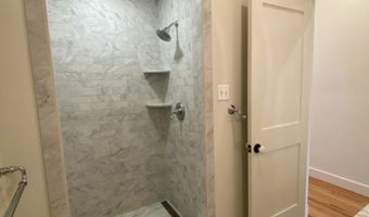 19 BRANCH Ln E, Baltimore, MD 21202