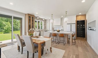 N9250 CASSANDRA Way, Appleton, WI 54915
