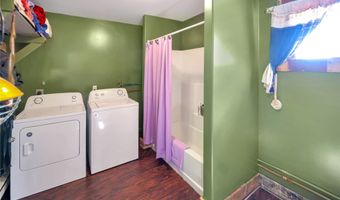 27 Skyline Dr, Babb, MT 59411