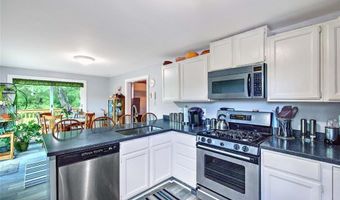 540 Greenville Rd, North Smithfield, RI 02896