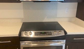 455 Kailua Rd 4104, Kailua, HI 96734