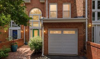 2712 KENWOOD Ave, Alexandria, VA 22302