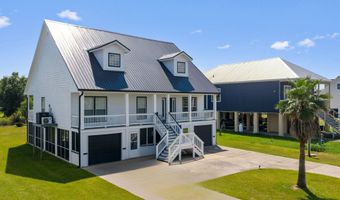5140 Atlantis Dr, Bay St. Louis, MS 39520