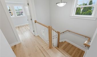 33 Jefferson Ave, East Providence, RI 02915