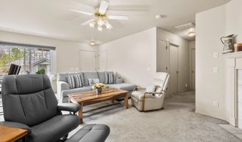 2074 NE Chanel Ct, Bend, OR 97701