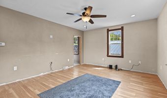 402 E Broadway, Rock Springs, WI 53961
