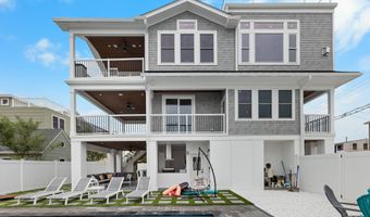18 Mea Ln, Beach Haven, NJ 08008