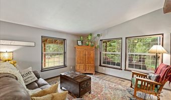 29 Rising Ln, Cascade, ID 83611