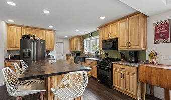 70 85 Lion's Ridge Dr, Alna, ME 04535