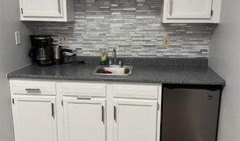 169 S River Rd, Bedford, NH 03110
