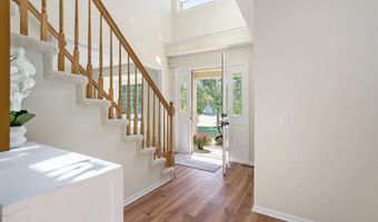 5776 Cedar Ridge Dr, Ann Arbor, MI 48103