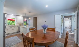 180 Longview Heights Rd, Athens, OH 45701