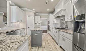 702 SE Eaton St, Bentonville, AR 72712