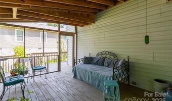 132 Warren Haynes Dr, Asheville, NC 28806