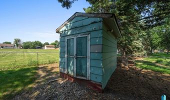 2013 E Sylvan Cir, Brandon, SD 57005