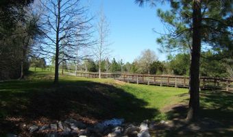 Cross St, Bagdad, FL 32583