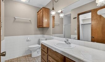 5908 Whitney Ln, Bartlesville, OK 74006