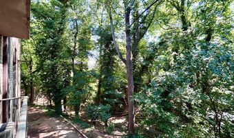 5219 NEWTON St 102, Bladensburg, MD 20710