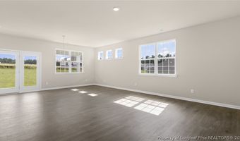353 Maddox Dr, Aberdeen, NC 28315