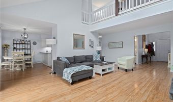 875 Hampton Cir 3, Aurora, OH 44202