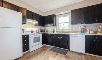 1525 Rapids St, Adel, IA 50003