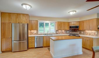 5498 Jan Dr, Fitchburg, WI 53711