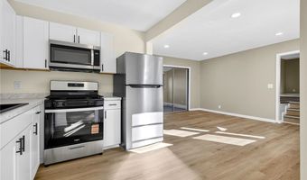 2185 Stahl Rd, Akron, OH 44319