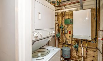 9 Top Notch Rd, Bartlett, NH 03812