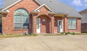 103 Janis St B, Alvarado, TX 76009