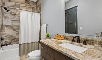 52 Pinedale Rd, Asheville, NC 28805