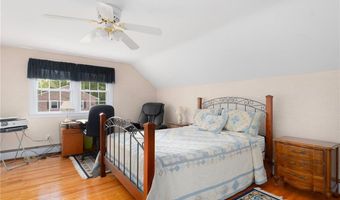 24 Kirkbrae Dr, Lincoln, RI 02865