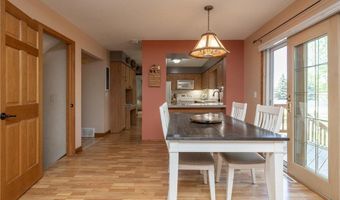 5999 139th St W, Apple Valley, MN 55124
