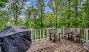 221 Sussex Ave, Andover, NJ 07860