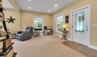 73 John St, Newstead, NY 14001