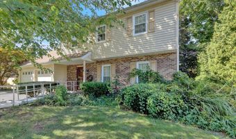 802 APPLE Dr, Reading, PA 19610